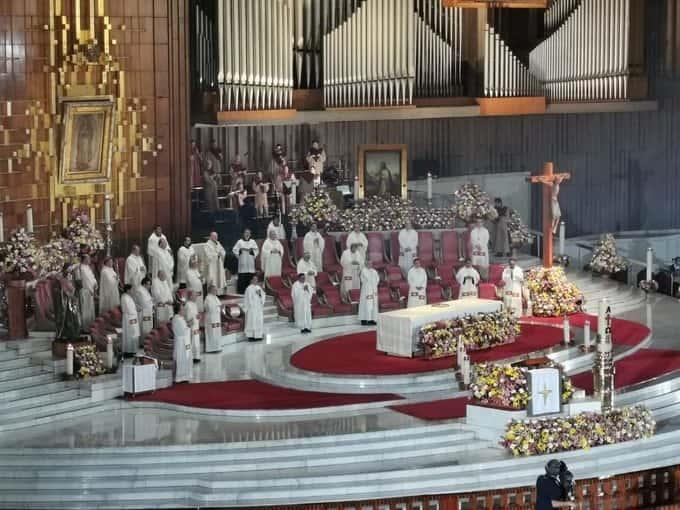 Se consagran pueblos latinoamericanos en la Basílica de Guadalupe para pedir por el fin de la pandemia