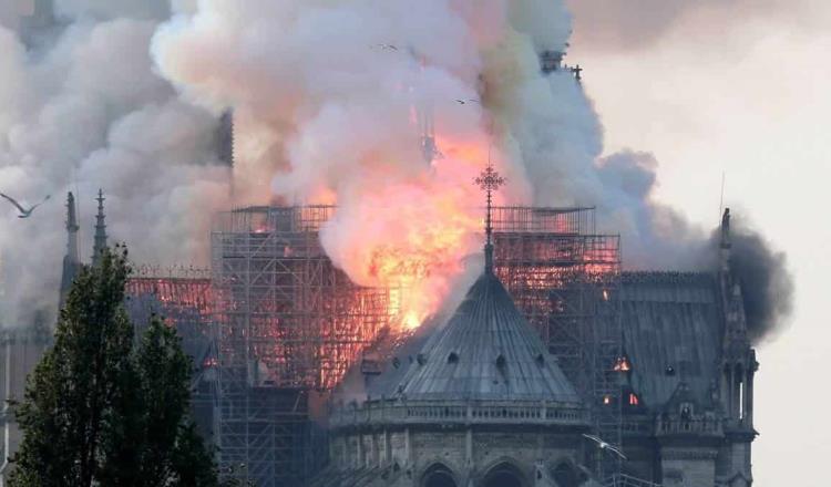 Así luce Notre Dame a un año de incendiarse; COVID retrasa su restauración