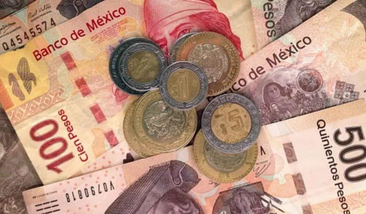 El Peso y la Bolsa Mexicana de Valores caen tras desplome de petróleo