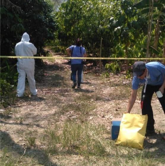 Localizan restos humanos en fosa clandestina en Jalpa de Méndez