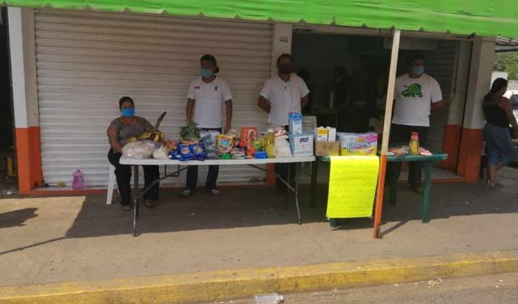 Instalan pochimovilistas centro de acopio de productos básicos en Playas del Rosario