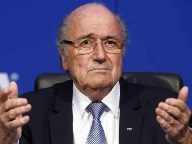 FIFA pide seguir con investigaciones contra Blatter