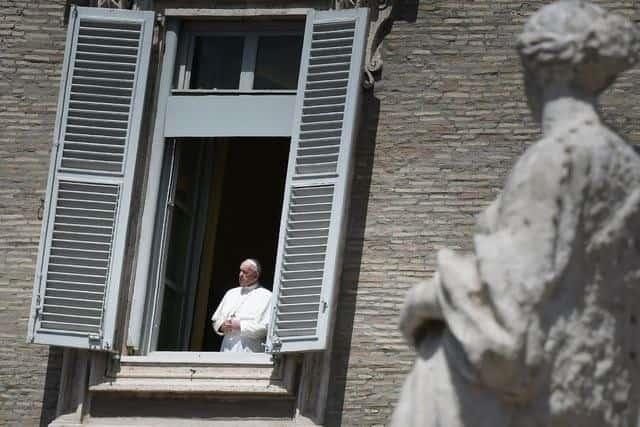 Convoca Papa Francisco a unirse en oración y ayuno para pedir por el fin de la pandemia