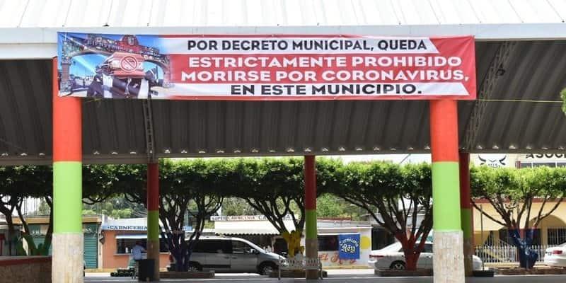 Alcalde de Soconusco, Veracruz, ‘prohíbe’ a la gente morir de Covid-19