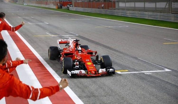 Vettel busca quedarse en Ferrari ‘unos añitos más’