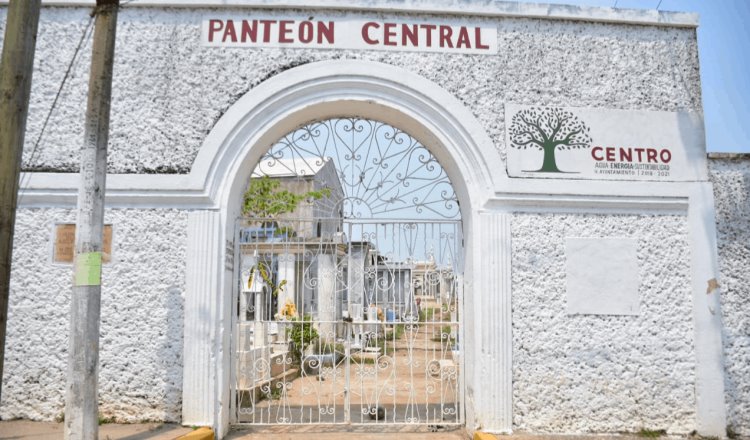 Panteones permanecerán cerrados el 10 de mayo: Centro