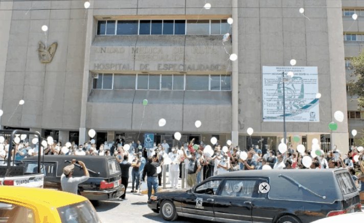 Dan último adiós a enfermeras asesinadas en Torreón, Coahuila