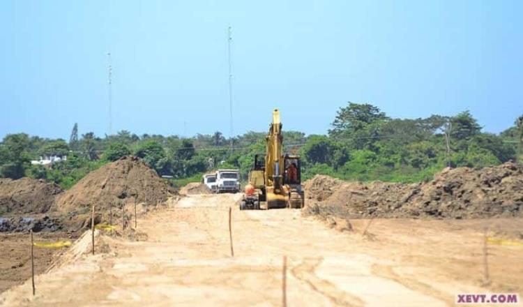 Incumple empresa trabajos en refinería de Dos Bocas, la opción sería una cercana a Emilio Lozoya, revela El Universal