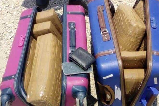 Detectan droga transportada en maletas en Tenosique