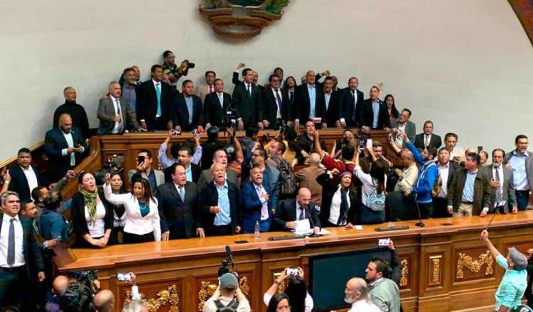 Tribunal Supremo de Venezuela desconoce a Juan Guaidó como presidente de la Asamblea Nacional