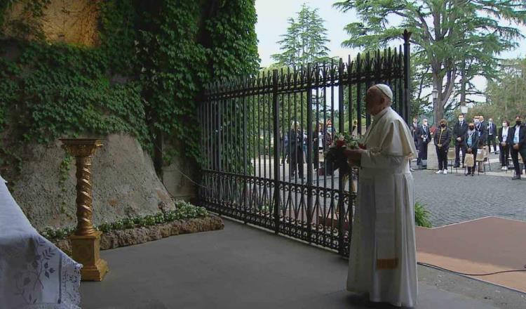 Realiza Papa Francisco rezo mundial para pedir por el fin del coronavirus