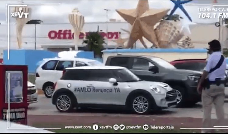 Exigen renuncia de AMLO con caravanas vehiculares en 70 ciudades de México