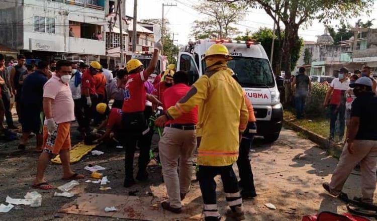 Explotan cohetes durante paseo del Señor de Tila en Macuspana: un muerto y un herido