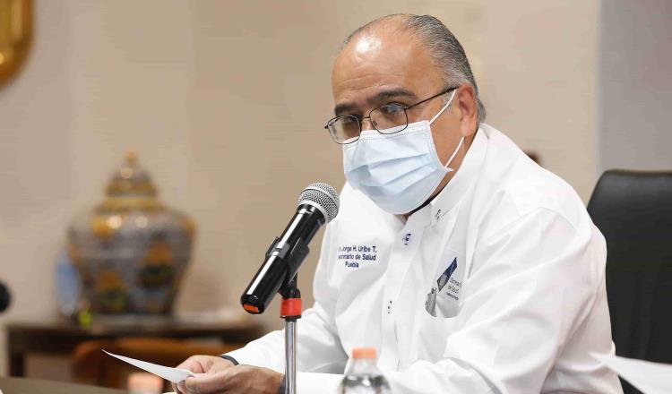 En medio de la pandemia, gobierno de Puebla cambia titular de Secretaría de Salud