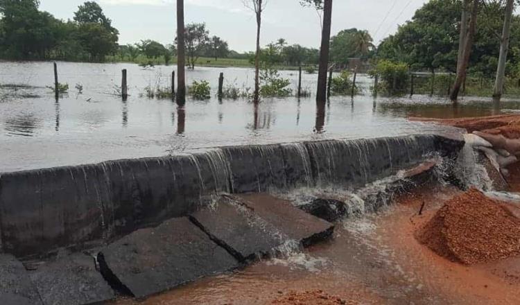 Reportan nuevas afectaciones en carreteras de Balancán tras las fuertes lluvias del fin de semana