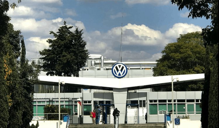 Empleados de Volkswagen México dan positivo a Covid-19 tras regresar a actividades
