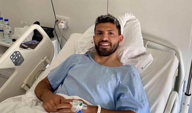 Kun Agüero sale con éxito de operación de rodilla