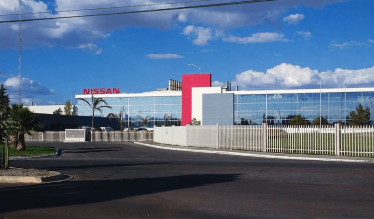 Anuncia Nissan México recorte de 200 empleos, tras crisis por la pandemia