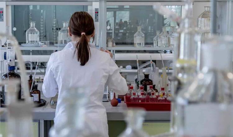 Universidad de Barcelona detecta SARS-CoV-2 en aguas residuales recolectadas un año antes de la pandemia