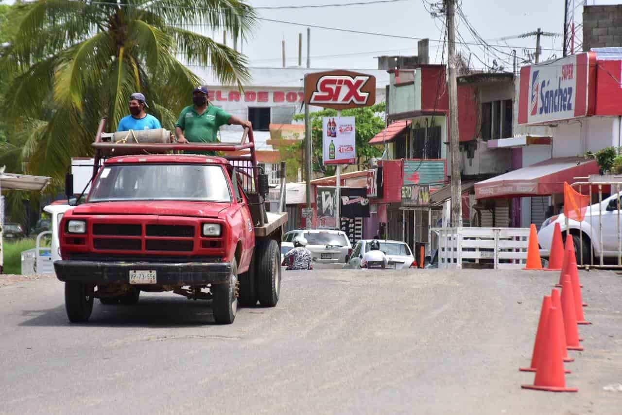 Filtros sanitarios de Villahermosa siguen instalados pero sin supervisar a vehículos.