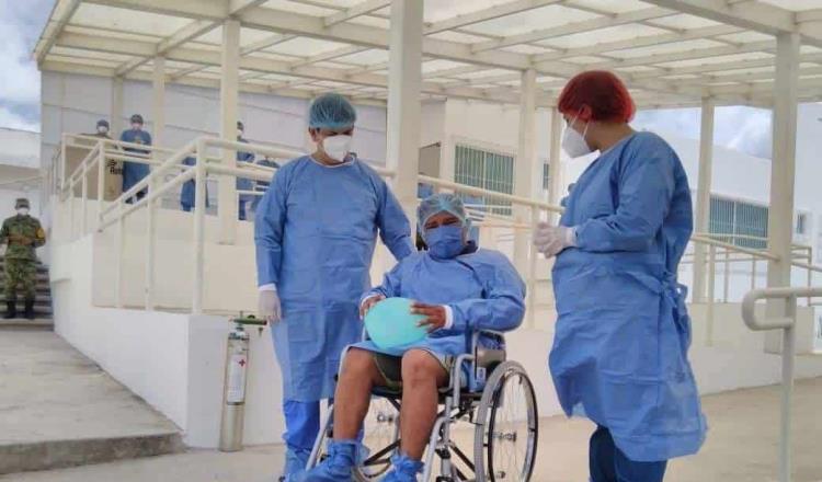 Toca la ‘campana de la vida’ primer paciente Covid del Hospital INSABI de Tenosique