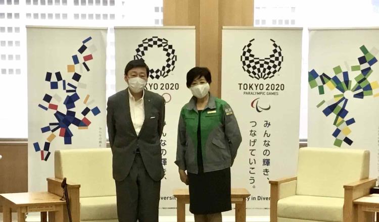 Arrasa Yuriko Koike y gobernará Tokio por un segundo periodo