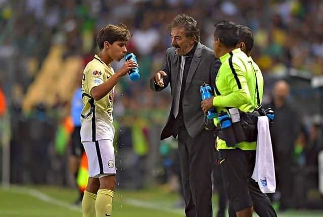 Para La Volpe, el tabasqueño Diego Lainez es un Messi