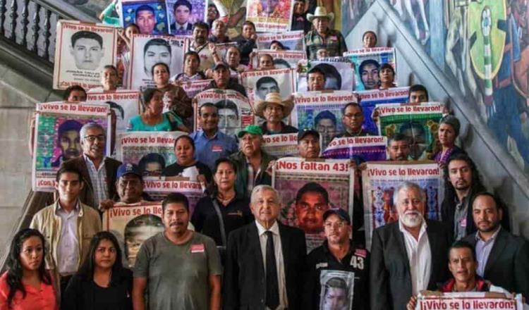 Encabezó AMLO séptima reunión con padres de los 43 estudiantes de Ayotzinapa