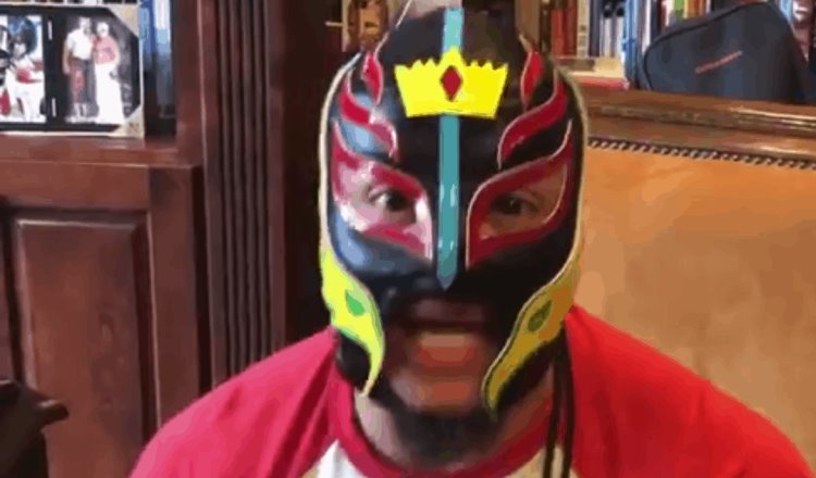 Saca Instagram filtro con máscaras de Rey Mysterio