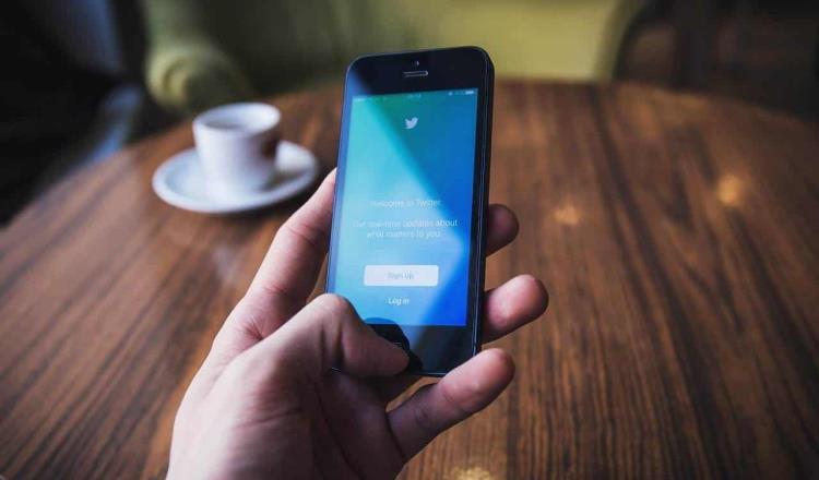 Arrestan en EU a adolescente acusado del hackeo masivo a Twitter