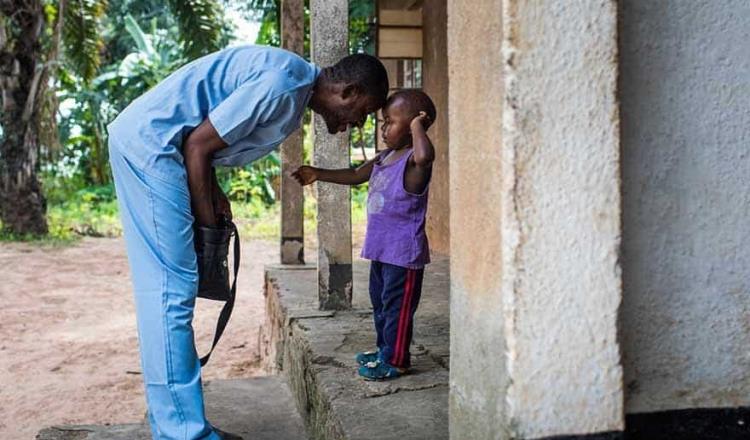 Registra el Congo nuevo brote de ébola que se suma al coronavirus y fiebre hemorrágica