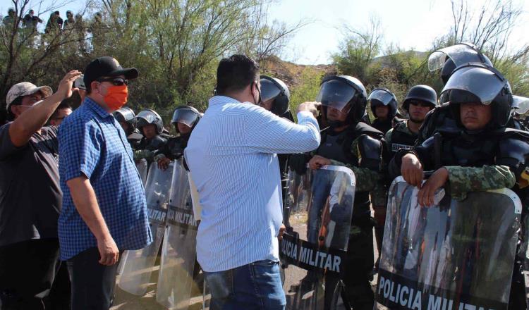 Se enfrentan agricultores de Chihuahua y Guardia Nacional por el control de presa Las Vírgenes