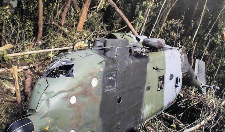 Cae helicóptero militar de Colombia durante enfrentamiento con grupo armado