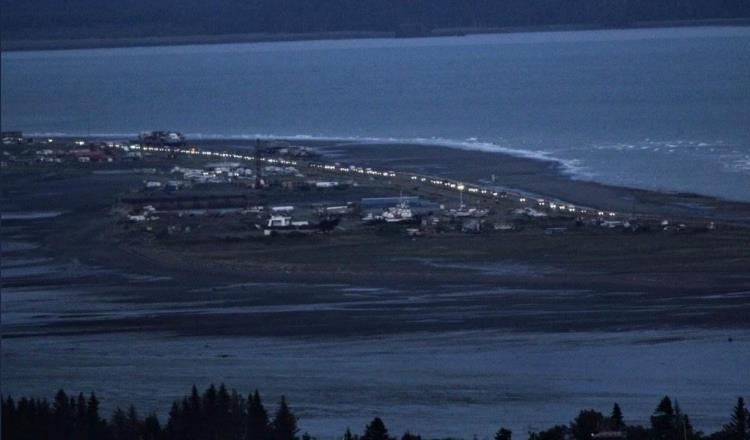 Sacude terremoto de 7.8 a Alaska; provocó una alerta de tsunami, que no sucedió