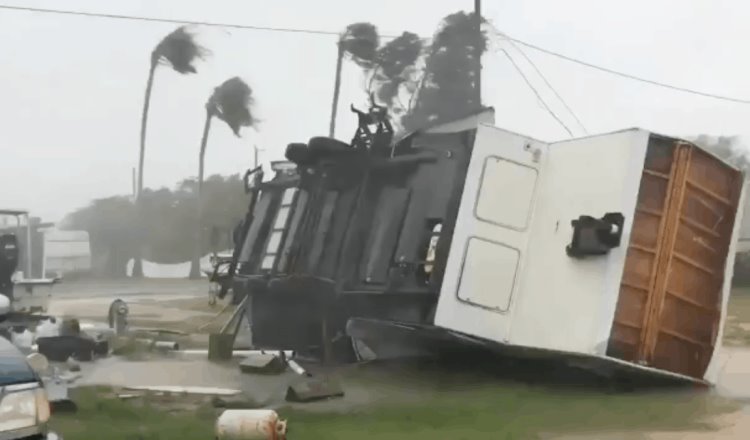 Declara Trump estado de emergencia tras impacto del huracán Hanna