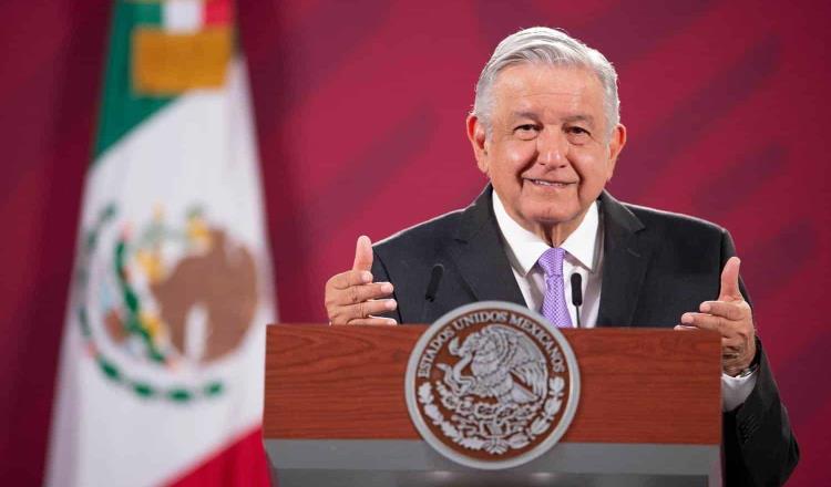 “El Fonden está activo y tiene recursos”, revira Obrador a Calderón