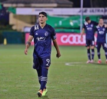 Eliminan a Alan Pulido de la MLS is Back