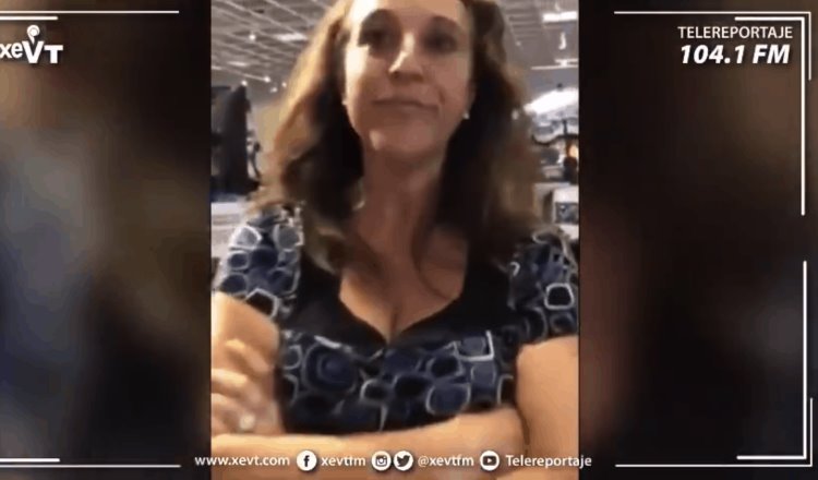 Detienen a mujer que tosió en la cara a joven que la grababa en centro comercial de Florida