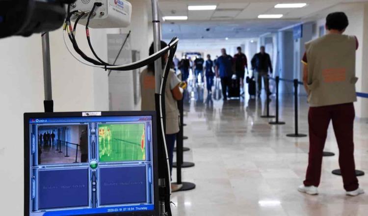 Mantiene Salud filtro sanitario en el aeropuerto de Villahermosa; desde su instalación se reportan cinco mil 708 encuestas realizadas