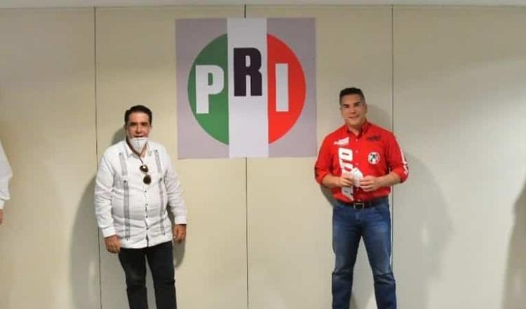 “Vuelve” Carlos Mario Ramos al PRI, luego de 3 años en el PVEM