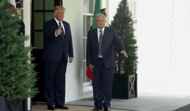 Sin opinión se dice AMLO tras aparecer en spot de campaña de Donald Trump