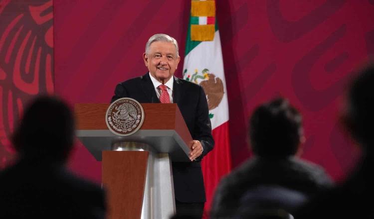 Denuncia Obrador censura por parte del INE; presentará queja ante TEPJF por quitar spot de su segundo informe