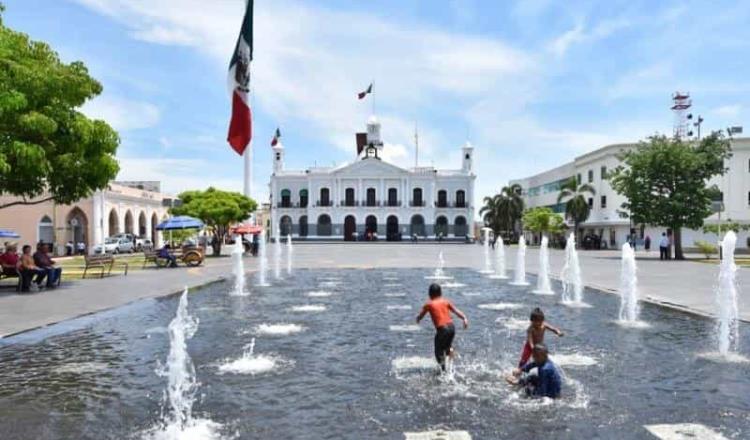 Rehabilita Centro sistema hidráulico de fuentes danzantes de Plaza de Armas