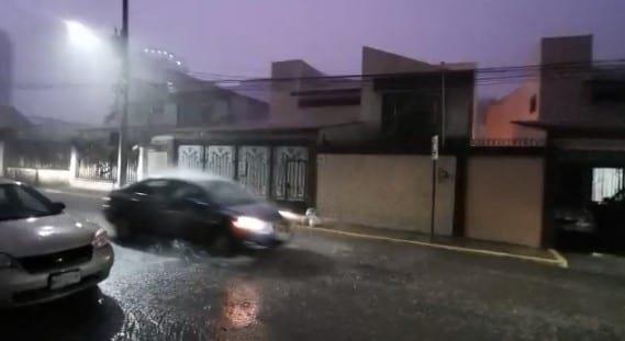 Se registra fuerte tormenta eléctrica en Villahermosa