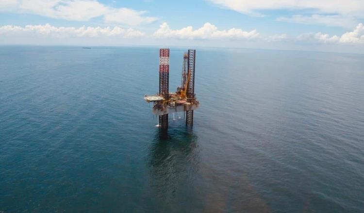 Confirma Semar dos asaltos a plataformas petroleras del Golfo de México