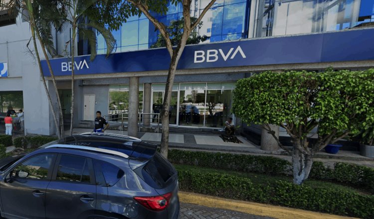 En plena quincena, app de BBVA presenta fallas en México