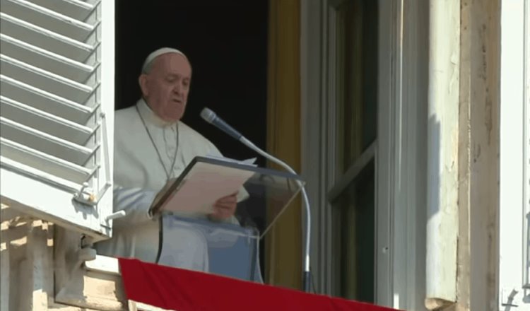 Llama Papa Francisco a manifestantes de todo el mundo a que no usen la violencia como modo de expresión 