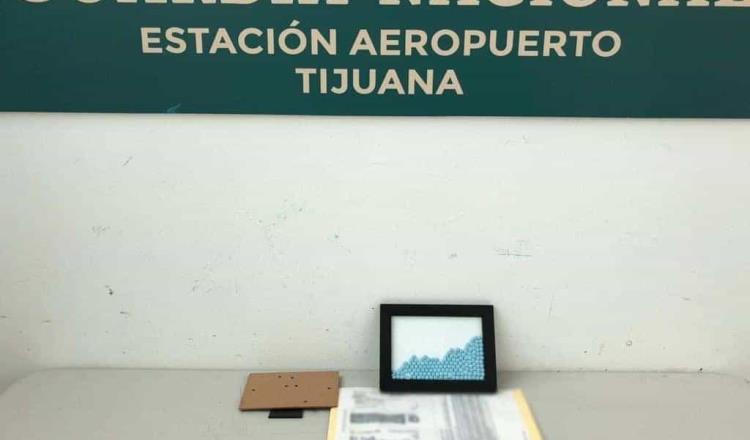 Guardia Nacional asegura 150 pastillas de aparente fentanilo en aeropuerto de Tijuana