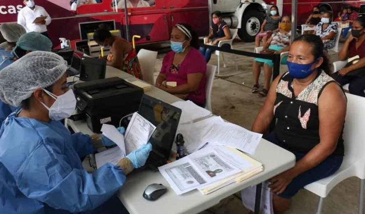 Instala la Secretaría de Salud, Unidades Médicas Móviles en Comalcalco.