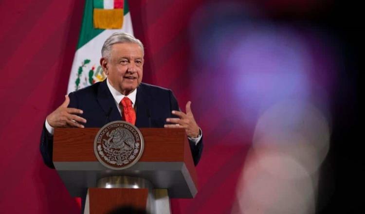 Dice López Obrador tener información de que existe gente infiltrada que usa el feminismo para atacarlo